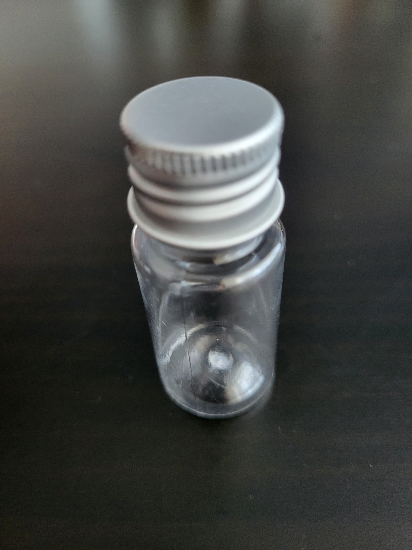 Luxury car diffuser scents 5ml, and refills 5ml or 10ml