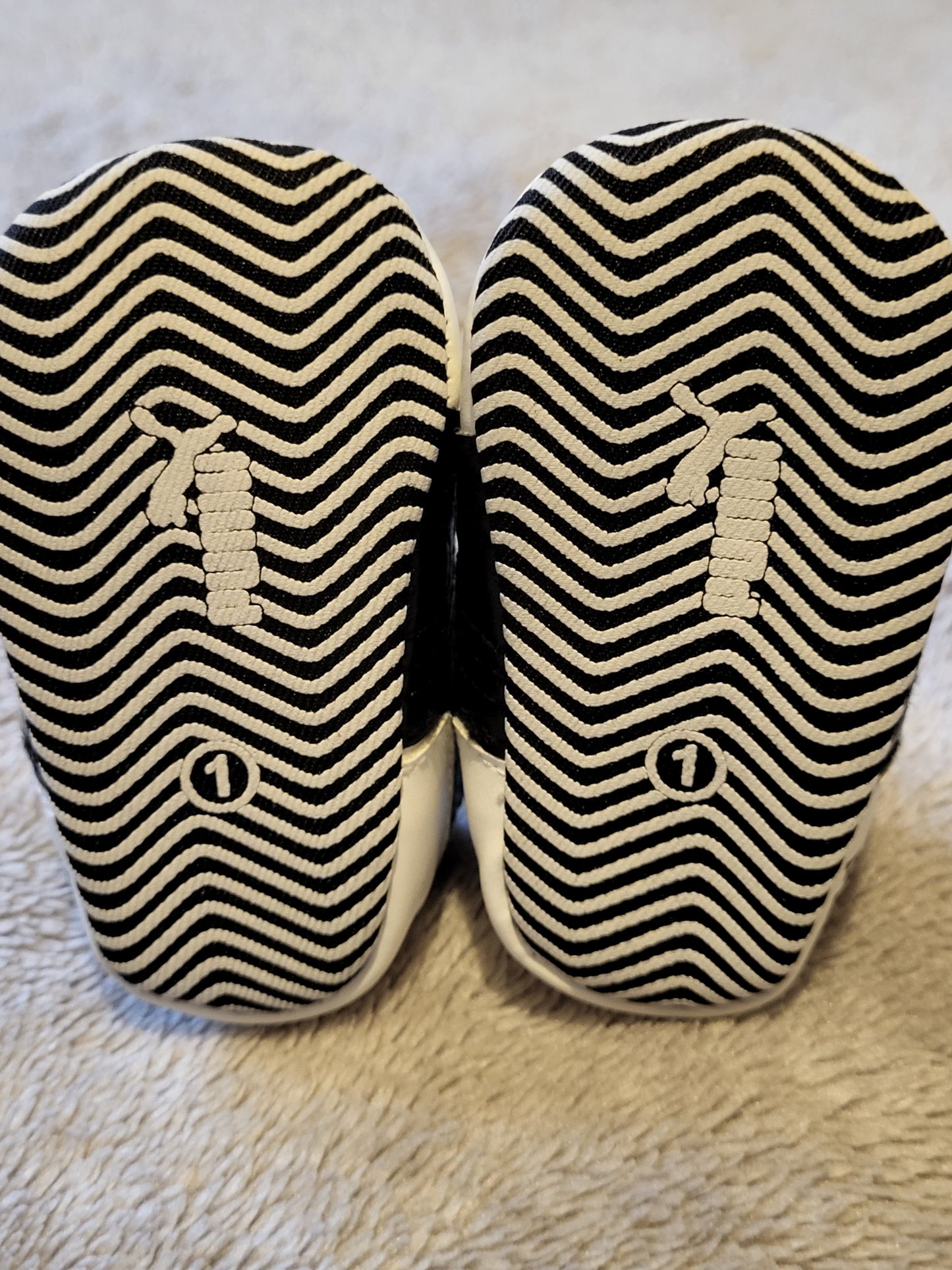 Baby boots 0-6M