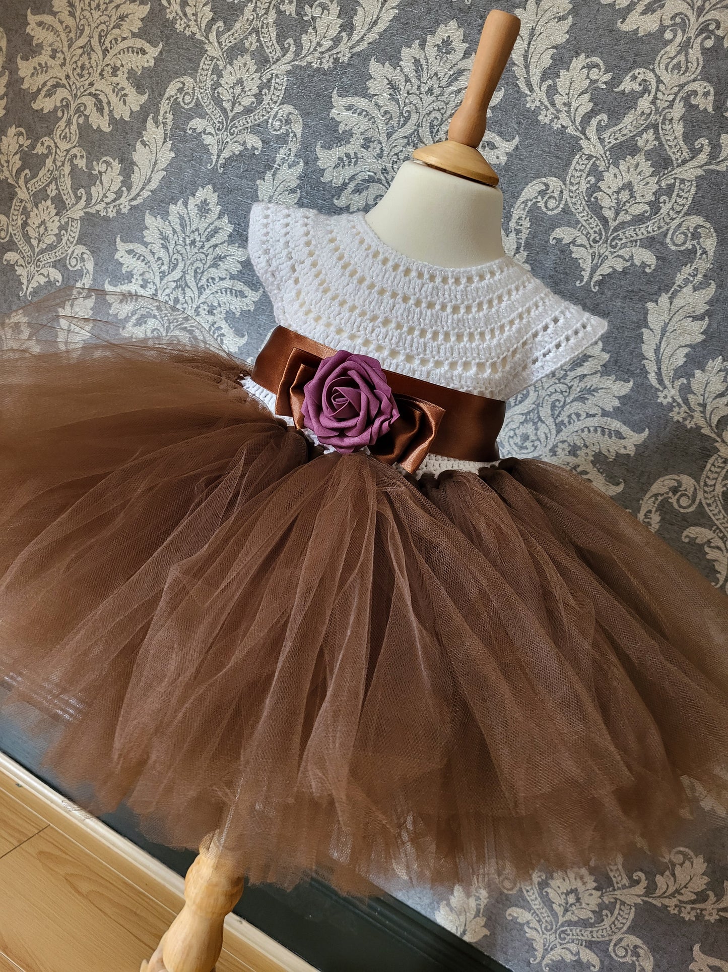 Handmade crochet girl dress, size 2 year UK