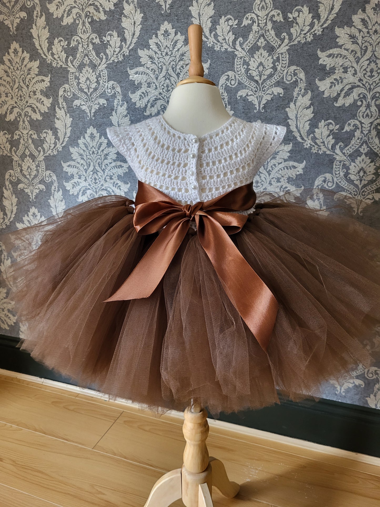 Handmade crochet girl dress, size 2 year UK