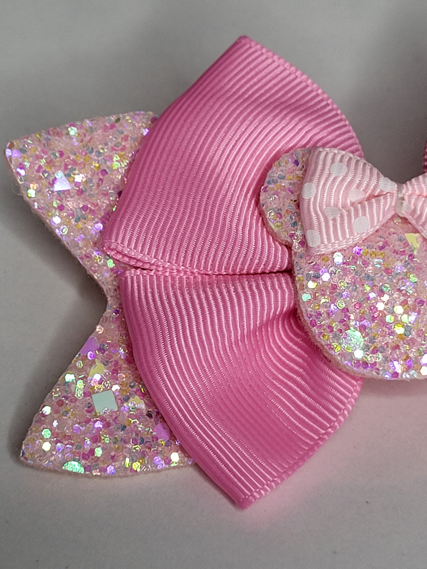 Pink bow hair clips