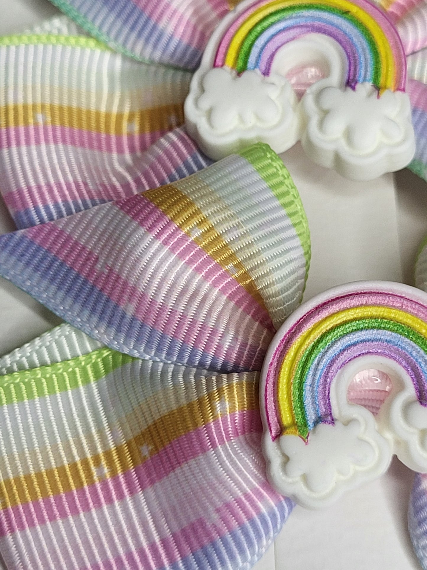 Rainbow hair clips ×2
