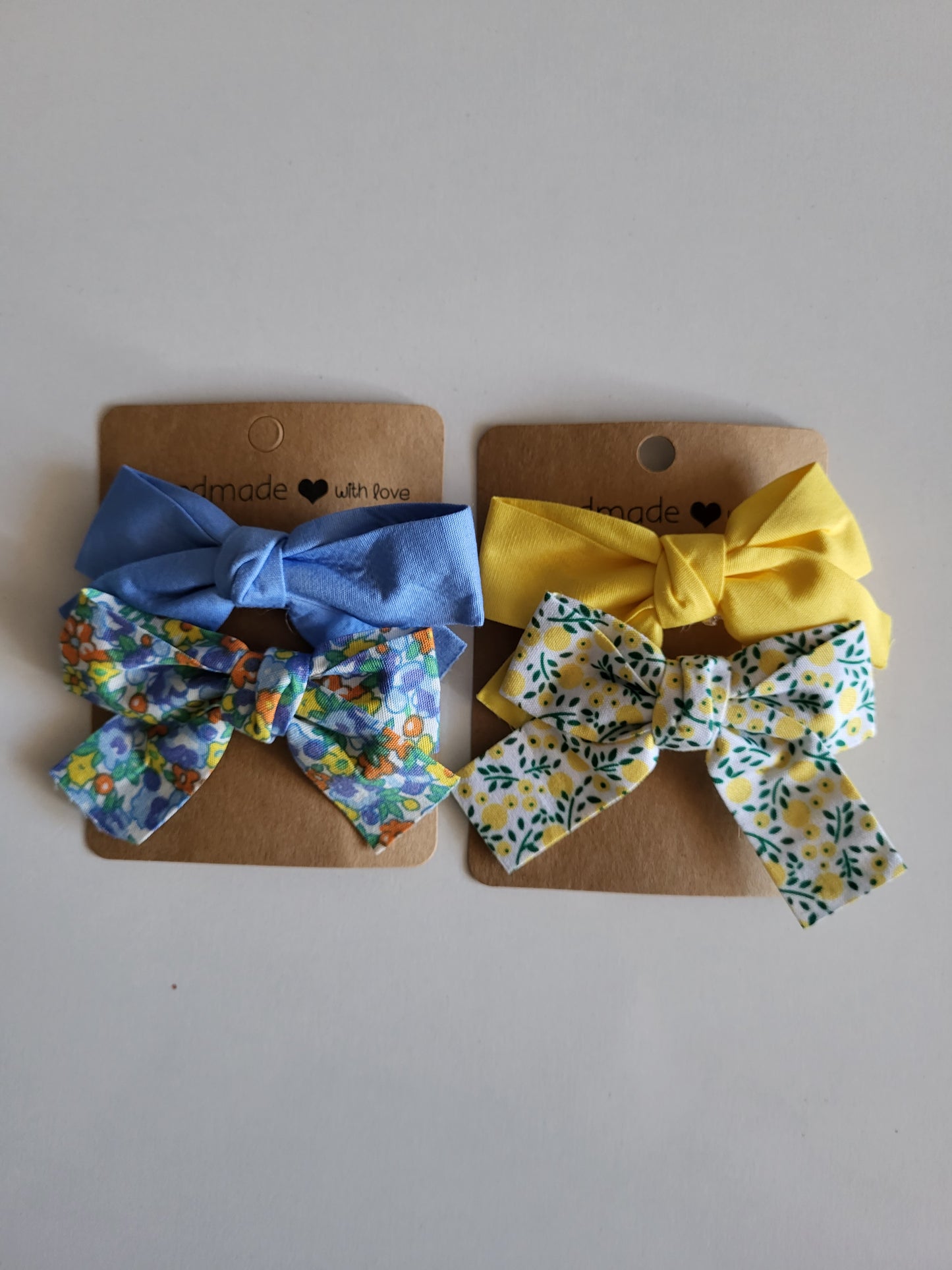 Bow hair clips