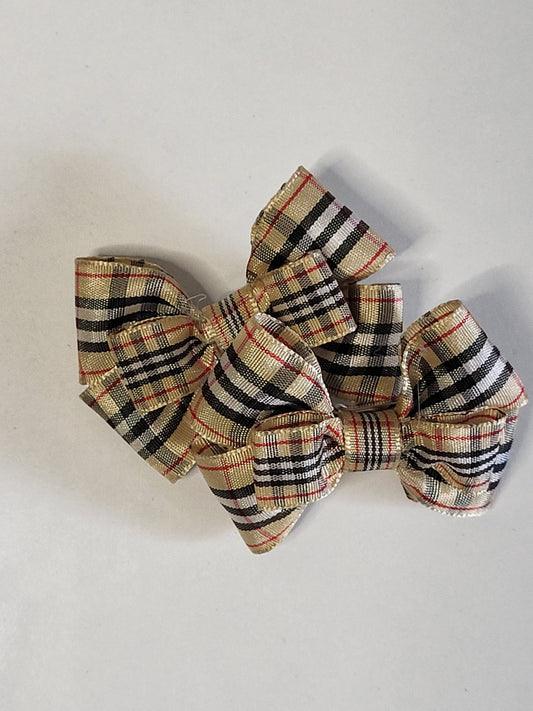 Handmade hair bow clips ×2