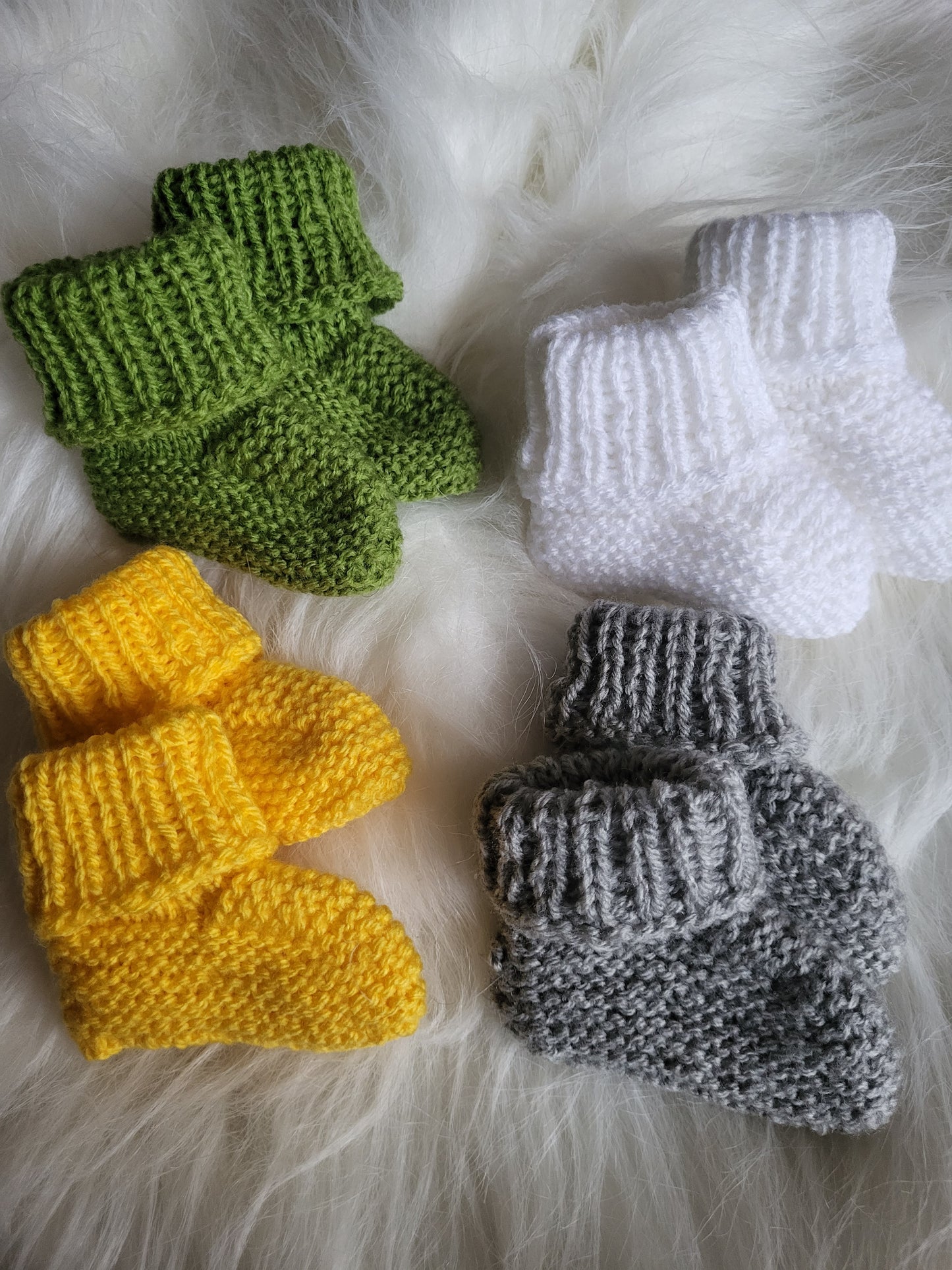Baby knitted boots 0-3M