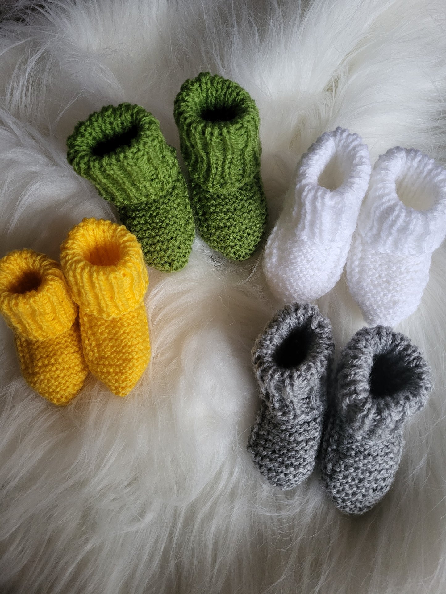 Baby knitted boots 0-3M