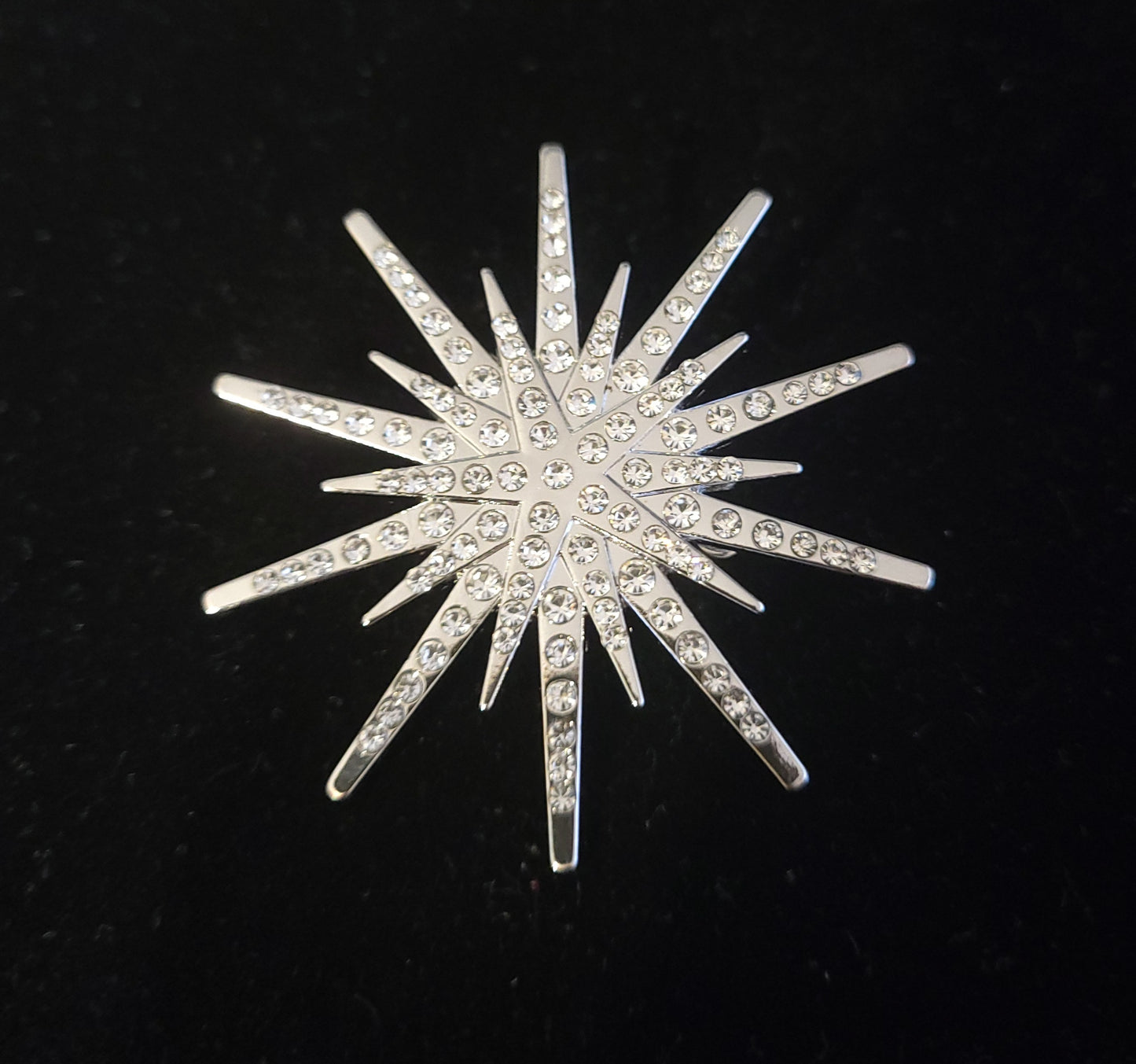 Luxury star sparkling rhinestone brooch