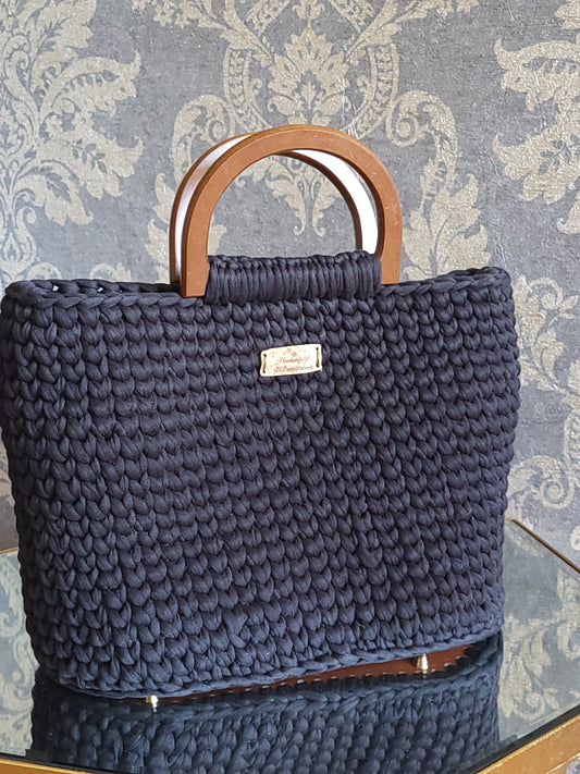 Handmade crochet handbags or cross body bag, classic and casual style