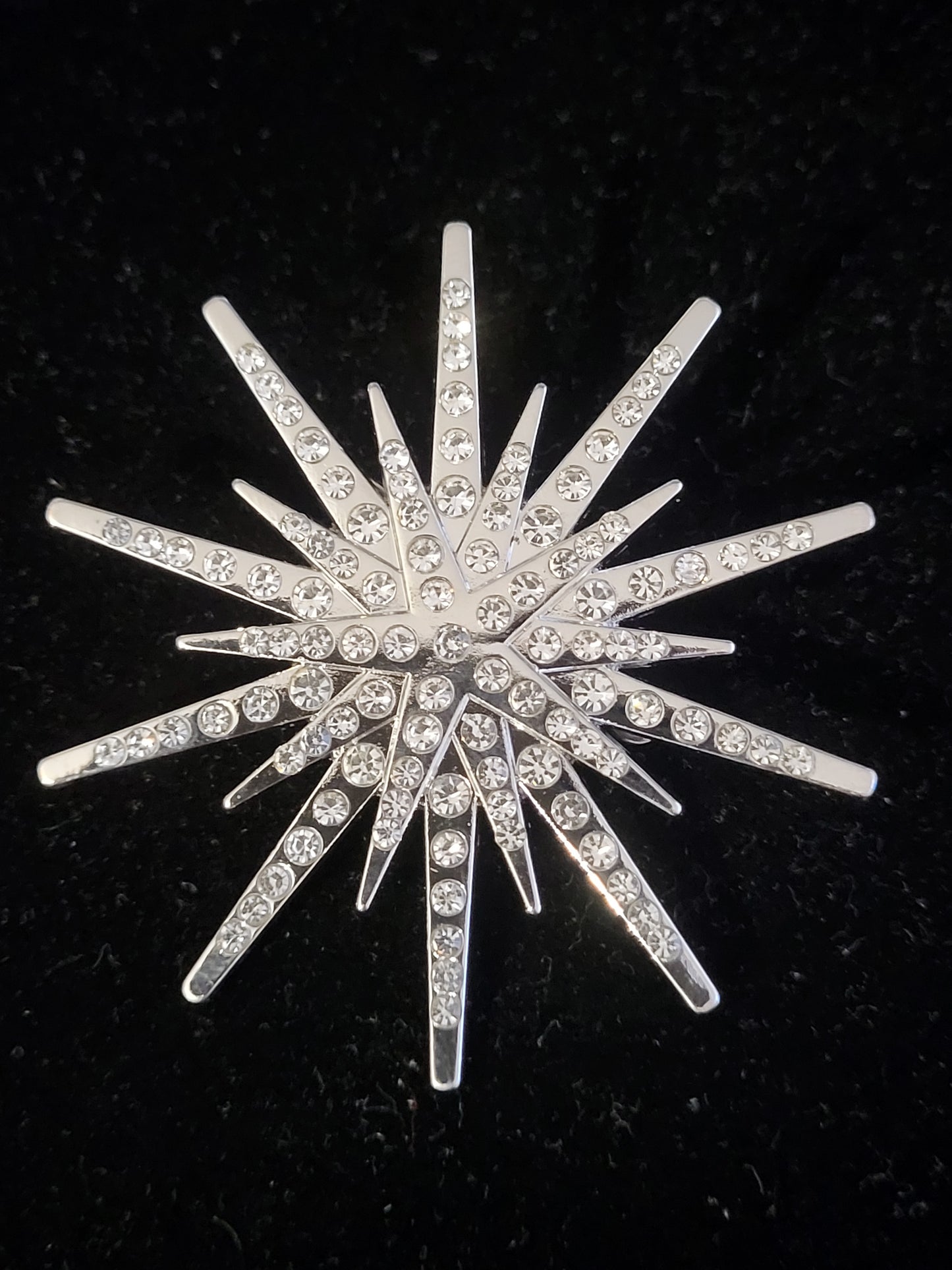 Luxury star sparkling rhinestone brooch